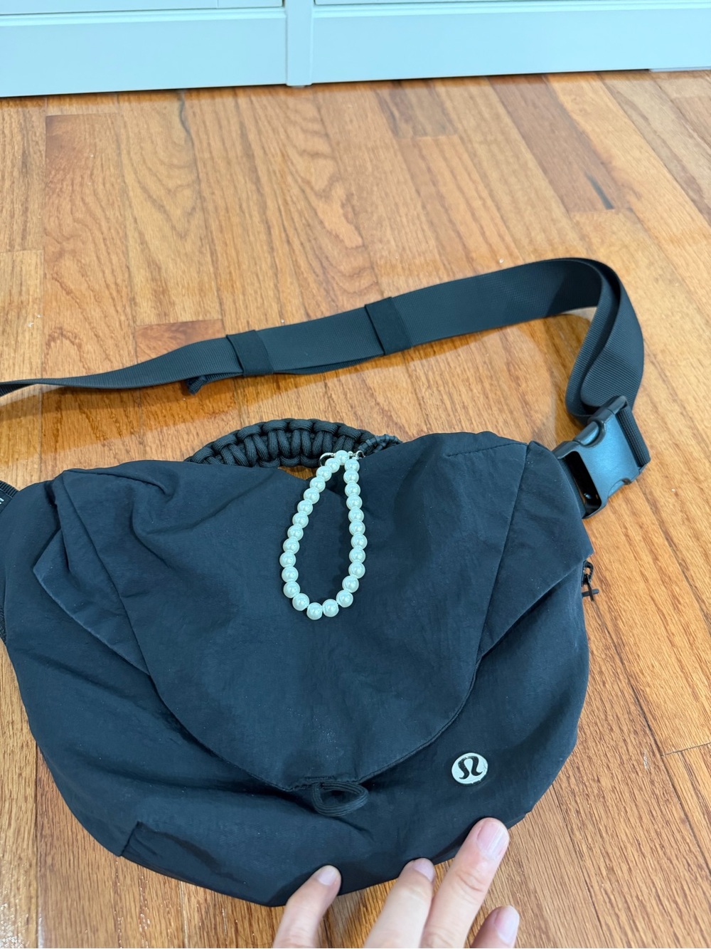 Lululemon Black Crossbody Bag with Curved  Top Handle - Picture 2 of 8